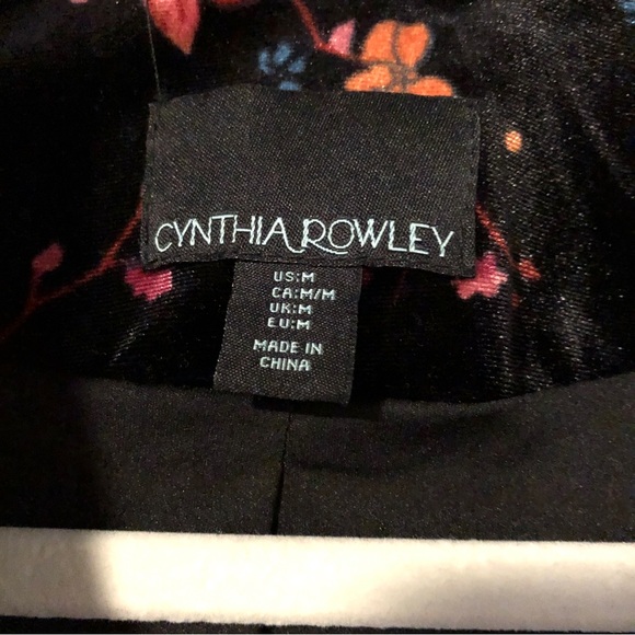 Velvet Floral Blazer - Picture 10 of 12